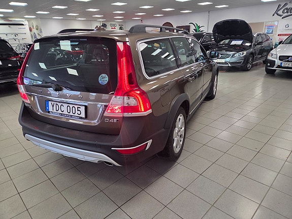 Volvo XC70 9 of 23