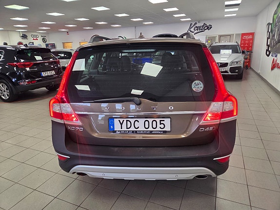 Volvo XC70 6 of 23