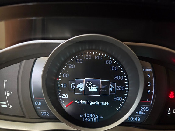 Volvo XC70 18 of 23