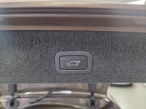 Volvo XC70 7 of 23