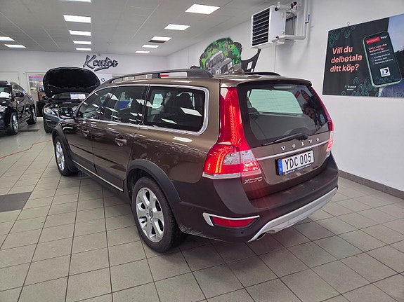 Volvo XC70 5 of 23
