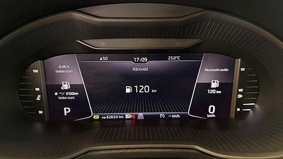 Skoda Octavia Scout 19 of 23