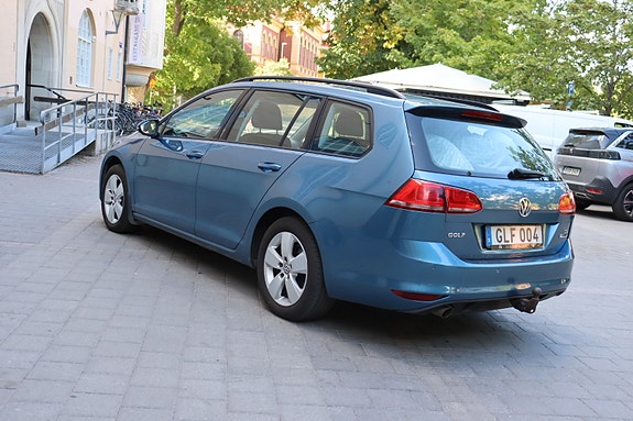 Volkswagen Golf VII 4 of 10