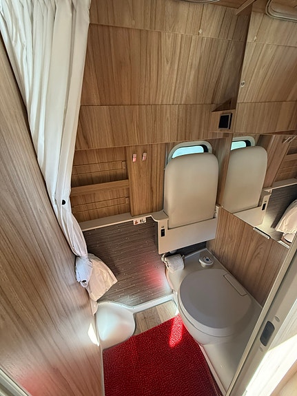 Hymer Grand Canon S 8 of 12