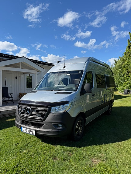 Hymer Grand Canon S 2 of 12