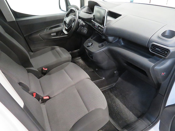 Peugeot Partner 6 of 12
