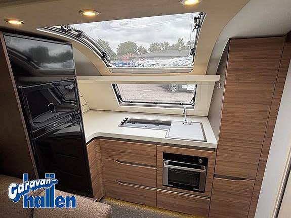 Adria Alpina 663 HT 6 of 19