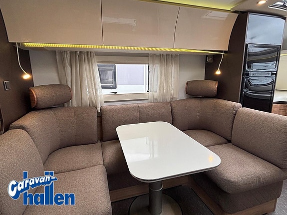 Adria Alpina 663 HT 11 of 19