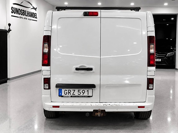Opel Vivaro 4 of 14