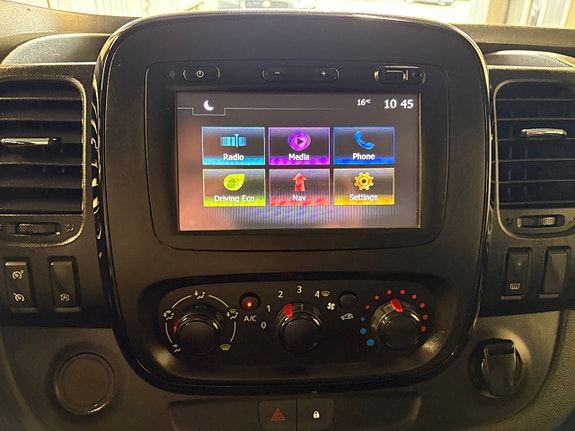 Opel Vivaro 8 of 14