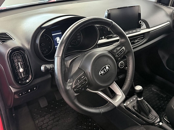 Kia Picanto 9 of 18