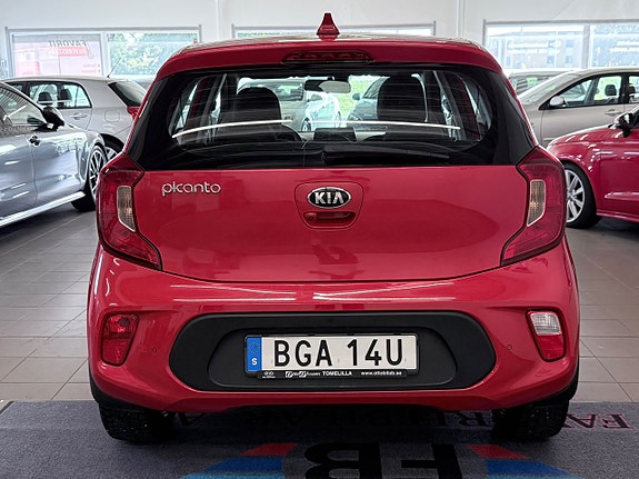 Kia Picanto 18 of 18