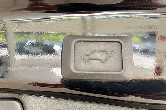 Toyota RAV4 21 of 23