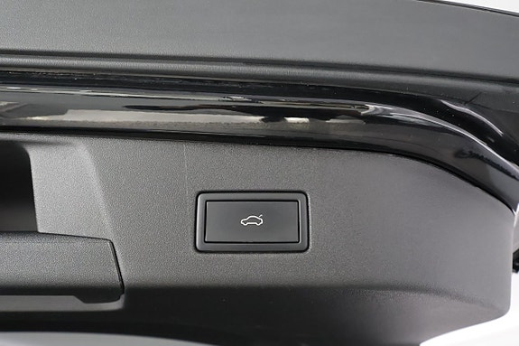 Hyundai Grand Santa Fe 16 of 26