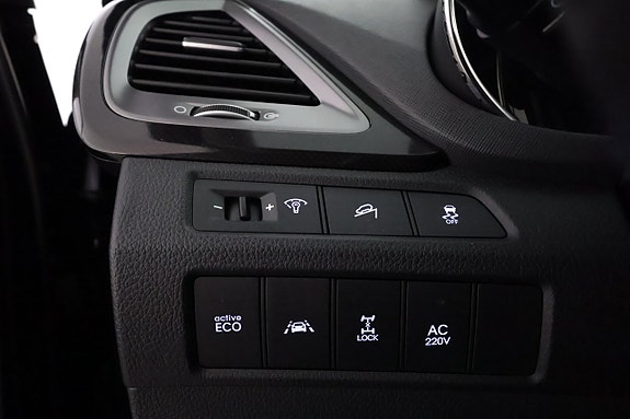 Hyundai Grand Santa Fe 25 of 26