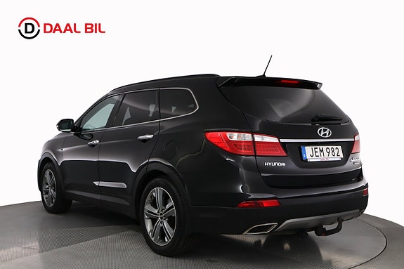 Hyundai Grand Santa Fe 8 of 26