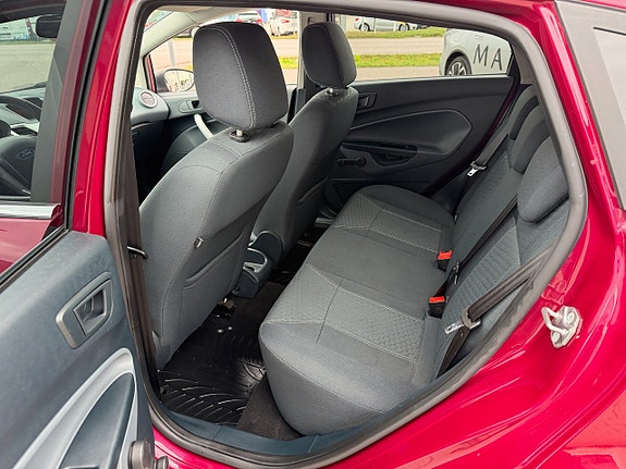 Ford Fiesta 7 of 23