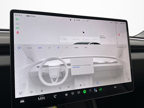 Tesla Model 3 21 of 30