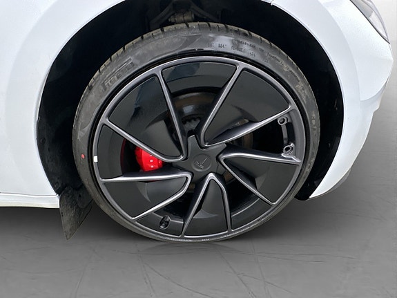 Tesla Model 3 30 of 30