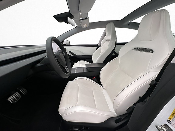 Tesla Model 3 16 of 30