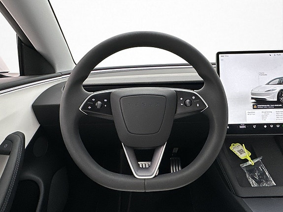 Tesla Model 3 15 of 30
