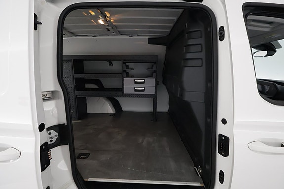 Volkswagen Caddy Maxi 25 of 25