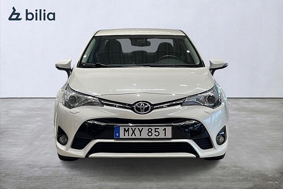 Toyota Avensis 9 of 22