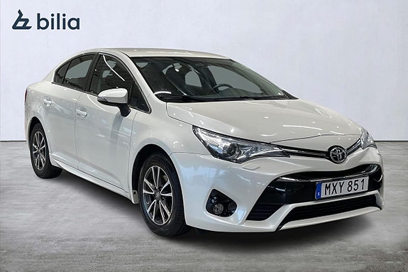 Toyota Avensis 8 of 22
