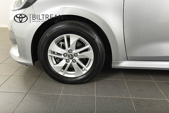 Toyota Yaris 17 of 18