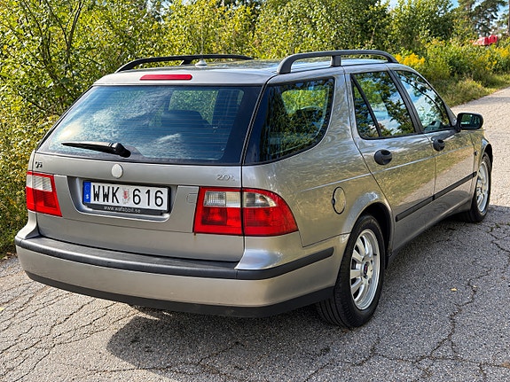 Saab 9-5 4 of 8
