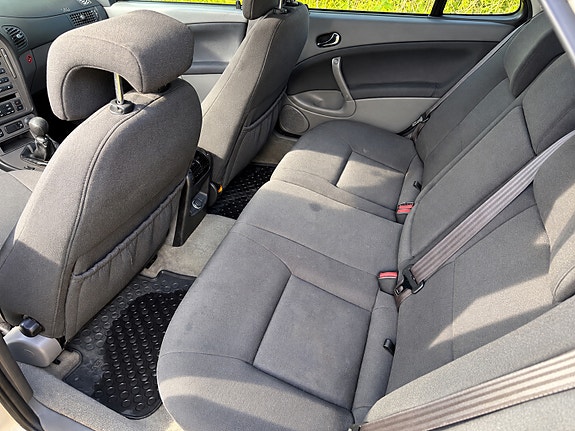 Saab 9-5 7 of 8