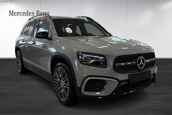 Mercedes-Benz GLB220 d 2 of 18