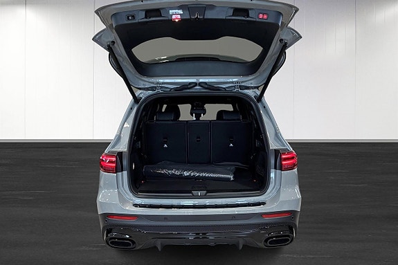 Mercedes-Benz GLB220 d 15 of 18