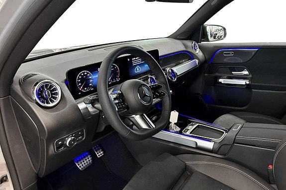 Mercedes-Benz GLB220 d 7 of 18