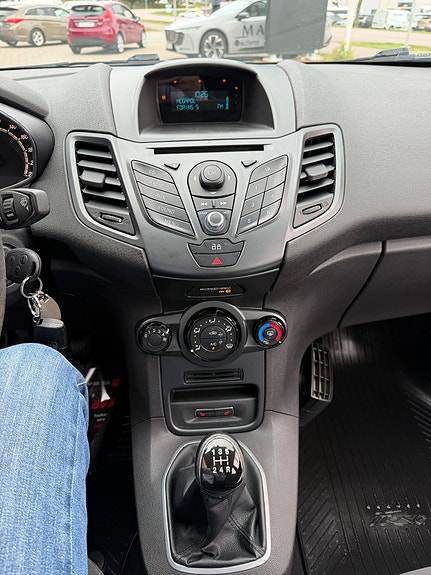 Ford Fiesta 15 of 26