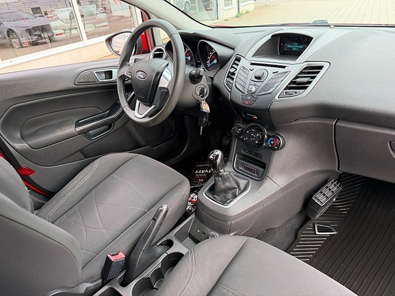 Ford Fiesta 7 of 26