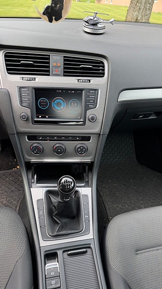 Volkswagen Golf VII 5 of 5