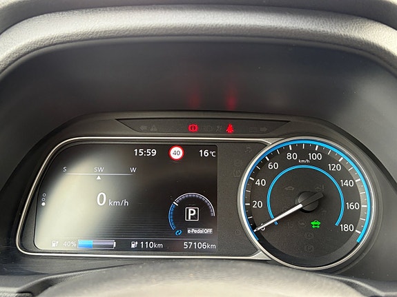 Nissan Leaf 14 of 18
