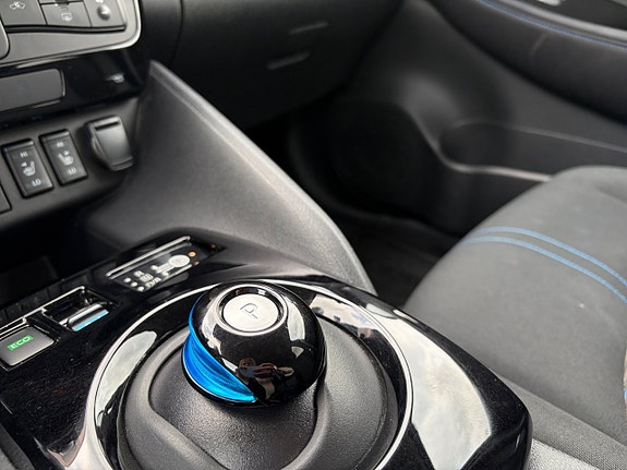 Nissan Leaf 18 of 18