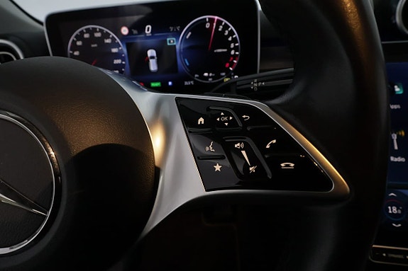 Mercedes-Benz C300 19 of 30