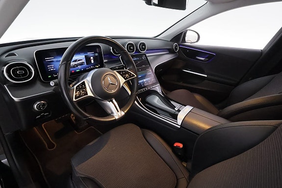 Mercedes-Benz C300 13 of 30