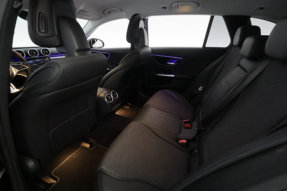 Mercedes-Benz C300 21 of 30