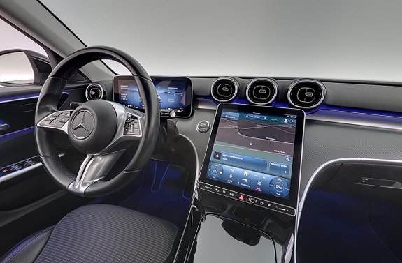 Mercedes-Benz C300 15 of 30