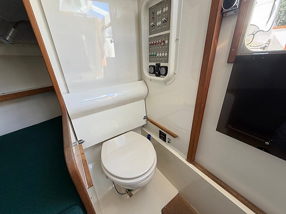 Bertram 28 Moppie -96 | 2 x Yamnar 6LPA-STP Diesel -2006 12 of 12