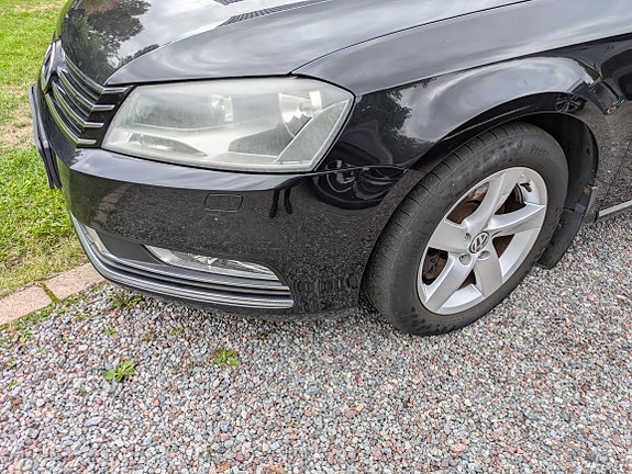 Volkswagen Passat 11 of 19