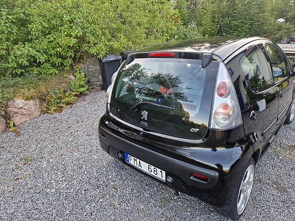 Peugeot 107 3 of 8