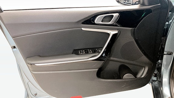 Kia Ceed 10 of 15