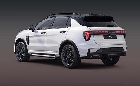 Lynk & Co 01 2 of 4
