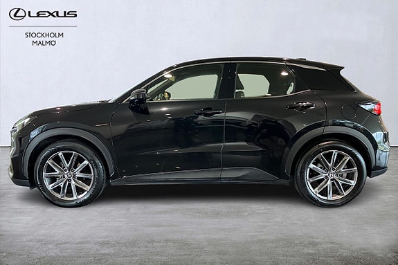 Lexus LBX 2 of 20
