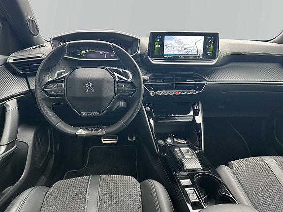 Peugeot 2008 12 of 15